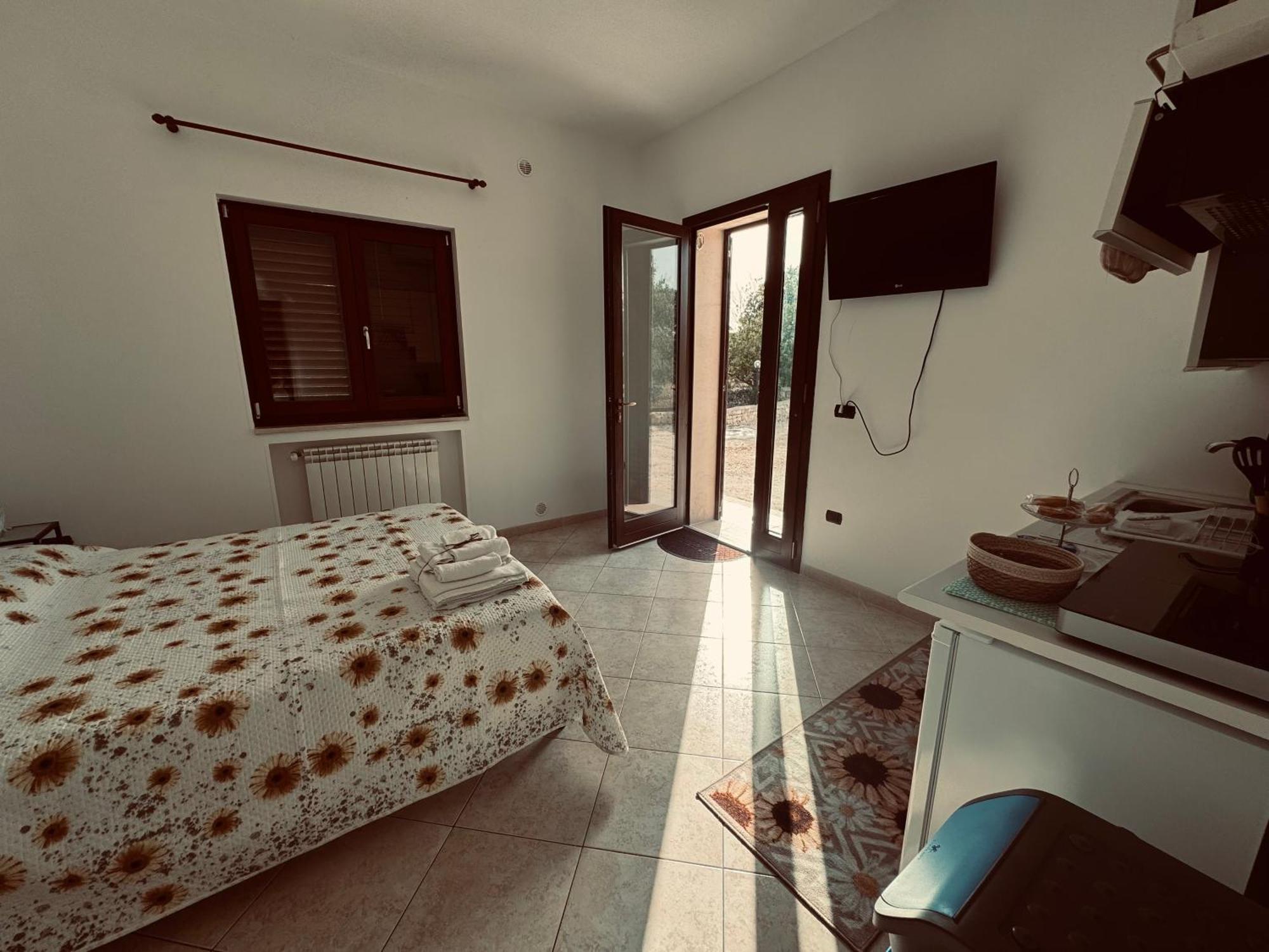 Sole Luna Apartments Монополи Экстерьер фото